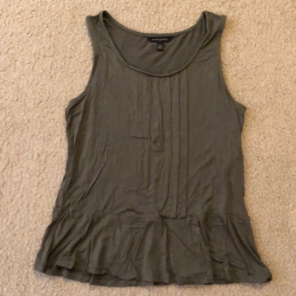 Banana Republic peplum tank